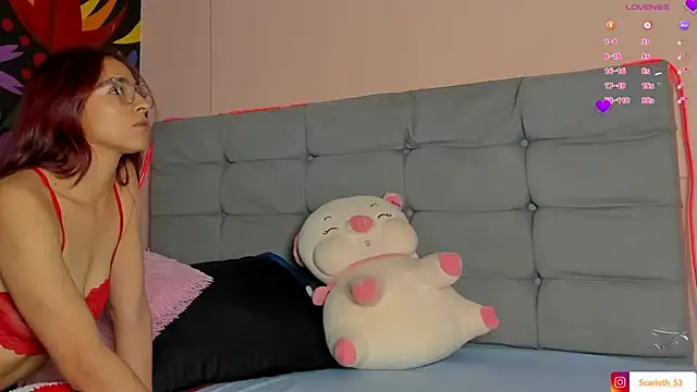 Scarlet Red  online show from 11-15-25, 12:09