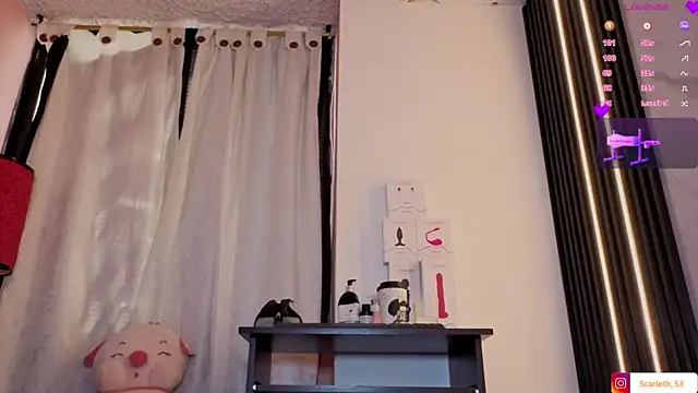 Scarlet Red  online show from 11-24-25, 12:27