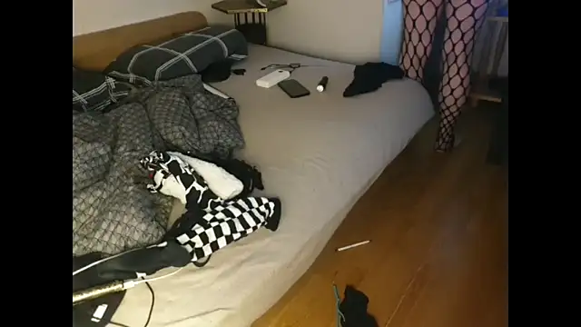 eblata04 online show from 10-30-25, 11:45