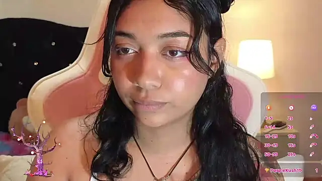  octavia  online show from 12-17-24, 04:56