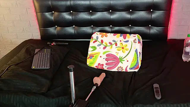 IsabellaTayllor online show from 05-30-26, 10:04