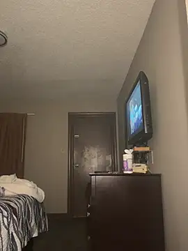 snowrillaxxx online show from 04-11-26, 05:48