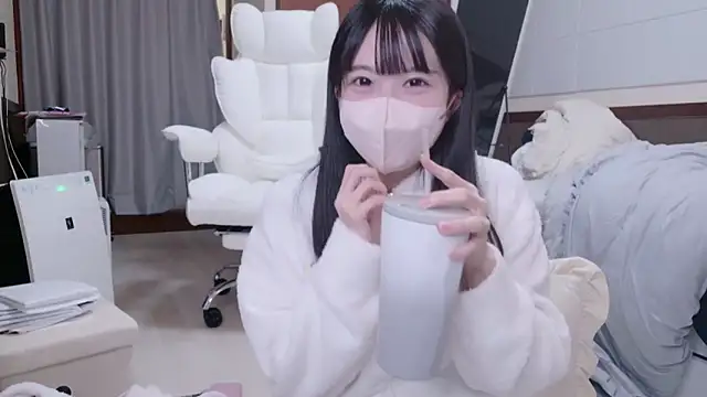 Snapshot of YUNOCHI_nyanko chatting on 03-10-25, 10:39 YUNOCHI nyanko online show from 03-10-25, 10:39