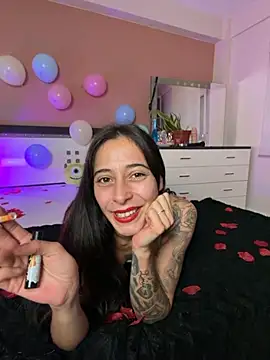 SOFIASWEETSECRETT online show from 10-09-25, 07:58