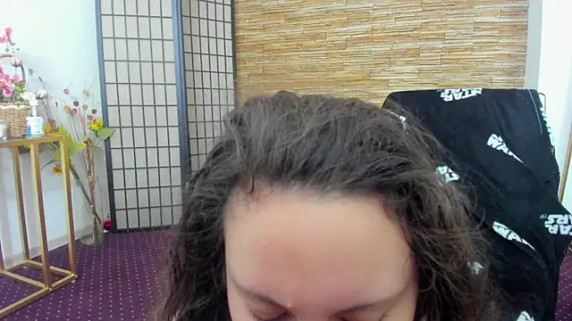 AishaRouhi online show from 11-27-25, 05:52