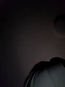 Snapshot of Reeeks69 chatting on 12-02-24, 02:26 Reeeks69 online show from 12-02-24, 02:26