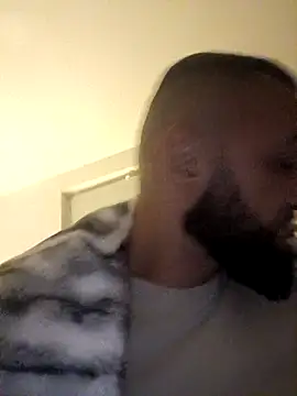 Snapshot of Reeeks69 chatting on 09-29-25, 03:13 Reeeks69 online show from 09-29-25, 03:13