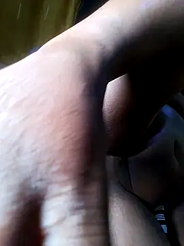 Hugemassivebootie online show from 11-18-25, 01:32