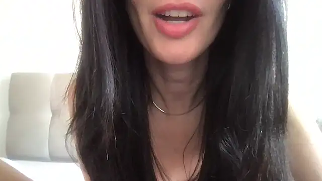 paolajonez online show from 12-05-25, 06:06