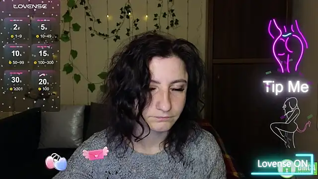 Muse kitty jenia online show from 10-28-25, 06:29