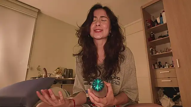 juanasnz99 online show from 07-05-26, 03:00