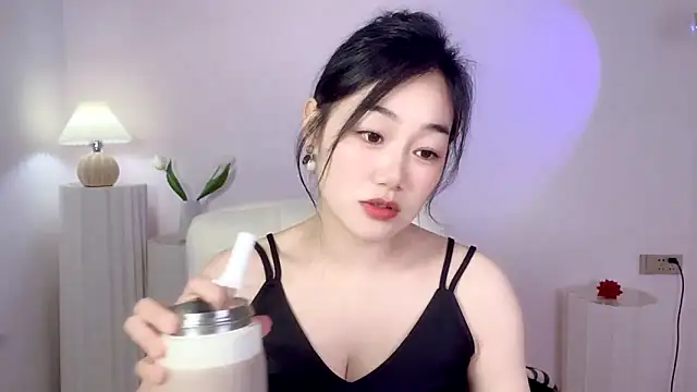 cloud8822 online show from 02-12-25, 02:21