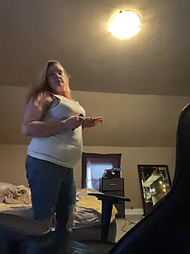 Lalalynn online show from 05-26-26, 12:31