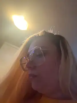 Lalalynn online show from 06-10-26, 12:01