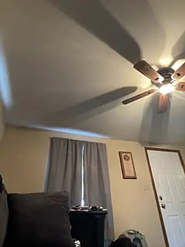 Lalalynn online show from 01-12-26, 06:15