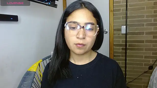 helenacyruss online show from 11-04-25, 12:03