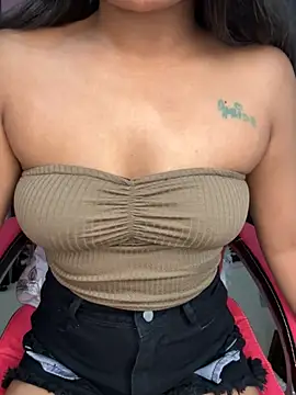 LeisyXO online show from 11-03-25, 05:38