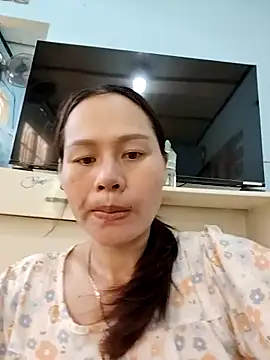 Snapshot of Baby-ladyass20 chatting on 10-31-25, 01:57 Baby-ladyass20 online show from 10-31-25, 01:57