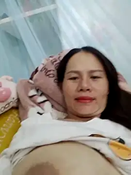 Snapshot of Baby-ladyass20 chatting on 12-15-25, 03:23 Baby-ladyass20 online show from 12-15-25, 03:23