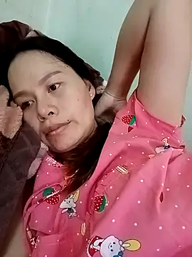 Snapshot of Baby-ladyass20 chatting on 03-20-25, 03:13 Baby-ladyass20 online show from 03-20-25, 03:13