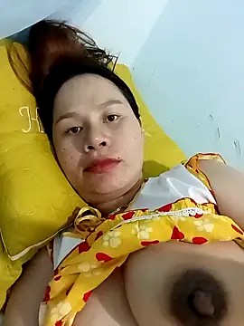 Snapshot of Baby-ladyass20 chatting on 02-15-25, 06:55 Baby-ladyass20 online show from 02-15-25, 06:55