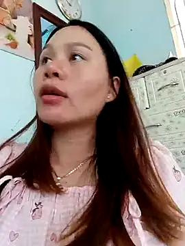 Snapshot of Baby-ladyass20 chatting on 02-17-25, 05:47 Baby-ladyass20 online show from 02-17-25, 05:47