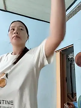 Snapshot of Baby-ladyass20 chatting on 11-05-25, 02:25 Baby-ladyass20 online show from 11-05-25, 02:25