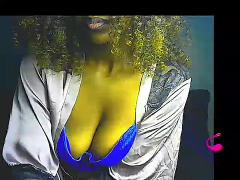 lilylovexx online show from 06-15-26, 04:12