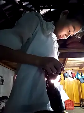 trieungoclnt online show from 11-23-25, 09:52