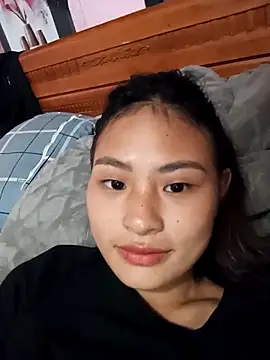 trieungoclnt online show from 10-29-25, 04:00