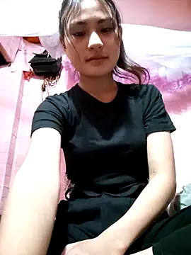 trieungoclnt online show from 10-28-25, 03:55