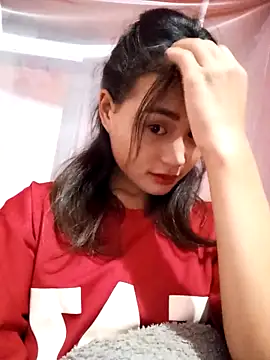 trieungoclnt online show from 10-24-25, 03:16