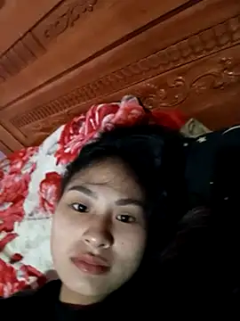 trieungoclnt online show from 11-19-25, 05:18