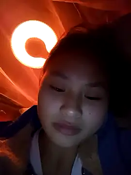 Snapshot of trieungoclnt chatting on 01-11-25, 05:51 trieungoclnt online show from 01-11-25, 05:51