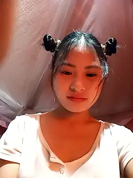 trieungoclnt online show from 12-23-25, 04:23