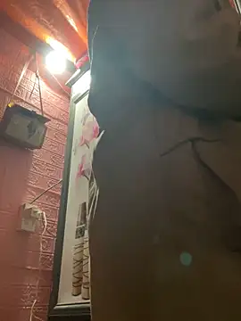 trieungoclnt online show from 02-04-26, 03:23