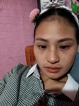 trieungoclnt online show from 11-05-25, 02:42