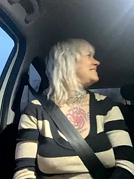 poussichienne online show from 01-15-26, 07:12