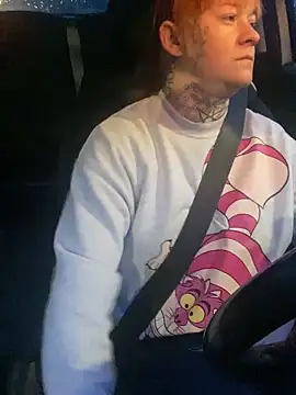 poussichienne online show from 03-16-26, 05:26