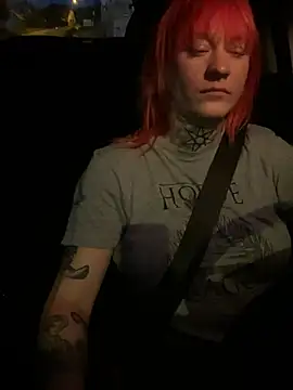 poussichienne online show from 05-26-26, 02:53