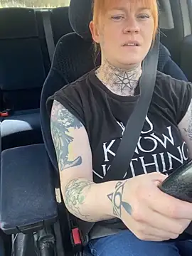 poussichienne online show from 03-24-26, 11:54