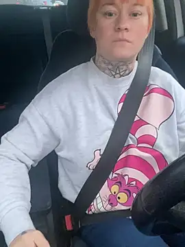 poussichienne online show from 03-16-26, 05:44