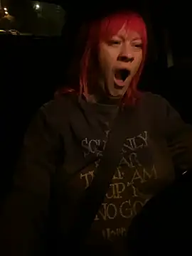 poussichienne online show from 05-16-26, 01:37