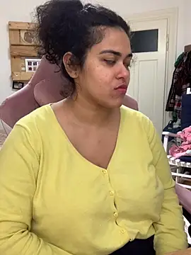 Curvydesifromgermany online show from 11-05-25, 01:36