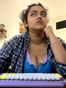 Curvydesifromgermany online show from 09-23-25, 02:35