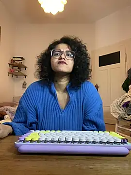 Curvydesifromgermany online show from 01-27-25, 04:01