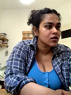 Curvydesifromgermany online show from 09-24-25, 07:59