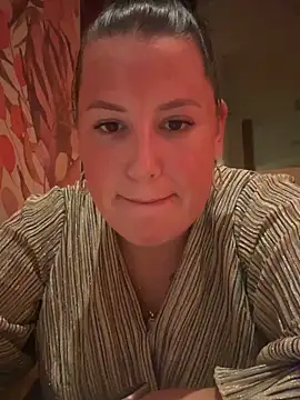 xlinastarrx online show from 04-24-26, 05:15