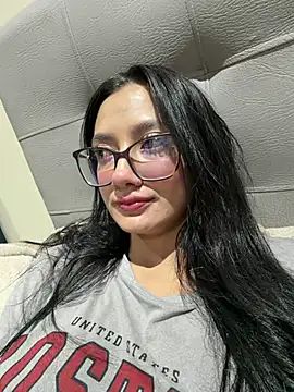 Snapshot of mariiana-diaz chatting on 07-20-26, 03:58 mariiana-diaz online show from 07-20-26, 03:58