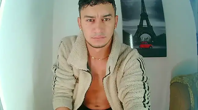 Snapshot of Kevin_Torres chatting on 01-23-25, 11:04 Kevin Torres online show from 01-23-25, 11:04